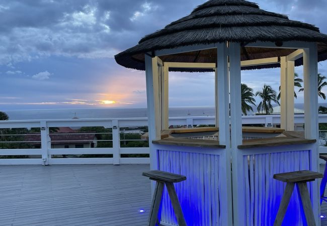 House in Saint-Gilles les Bains - Villa Venus**** – with swimming pool and sea view – St-Gilles House in Saint-Gilles les Bains - Villa Venus**** – with swimming pool and sea view – St-Gilles