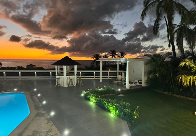 House in Saint-Gilles les Bains - Villa Venus**** – with swimming pool and sea view – St-Gilles House in Saint-Gilles les Bains - Villa Venus**** – with swimming pool and sea view – St-Gilles