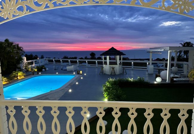 House in Saint-Gilles les Bains - Villa Venus**** – with swimming pool and sea view – St-Gilles House in Saint-Gilles les Bains - Villa Venus**** – with swimming pool and sea view – St-Gilles