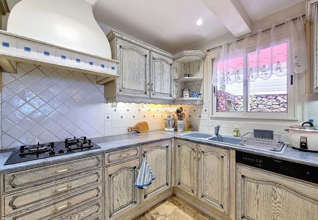 House in Saint-Paul - Casa Marine – F3 with Jacuzzi – Saint-Paul House in Saint-Paul - Casa Marine – F3 with Jacuzzi – Saint-Paul