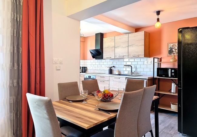 Apartment in CILAOS - Escale Ton Jo – 70 m² – close to Cilaos Center Apartment in CILAOS - Escale Ton Jo – 70 m² – close to Cilaos Center