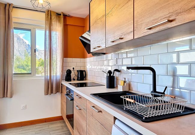 Apartment in CILAOS - Escale Ton Jo – 70 m² – close to Cilaos Center Apartment in CILAOS - Escale Ton Jo – 70 m² – close to Cilaos Center