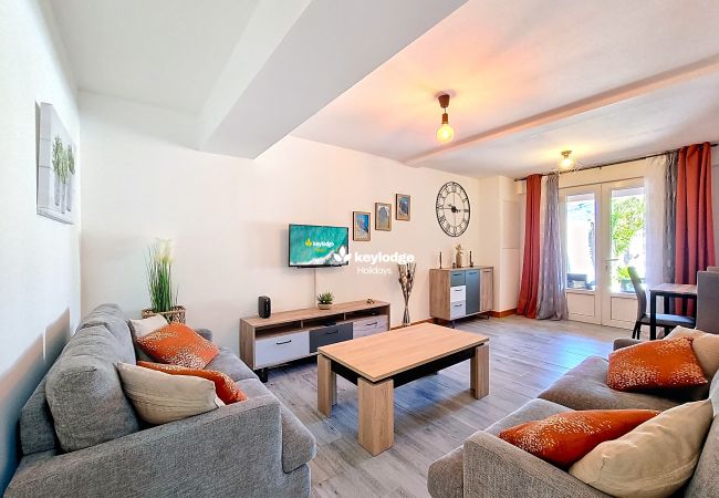 Apartment in CILAOS - Escale Ton Jo – 70 m² – close to Cilaos Center Apartment in CILAOS - Escale Ton Jo – 70 m² – close to Cilaos Center