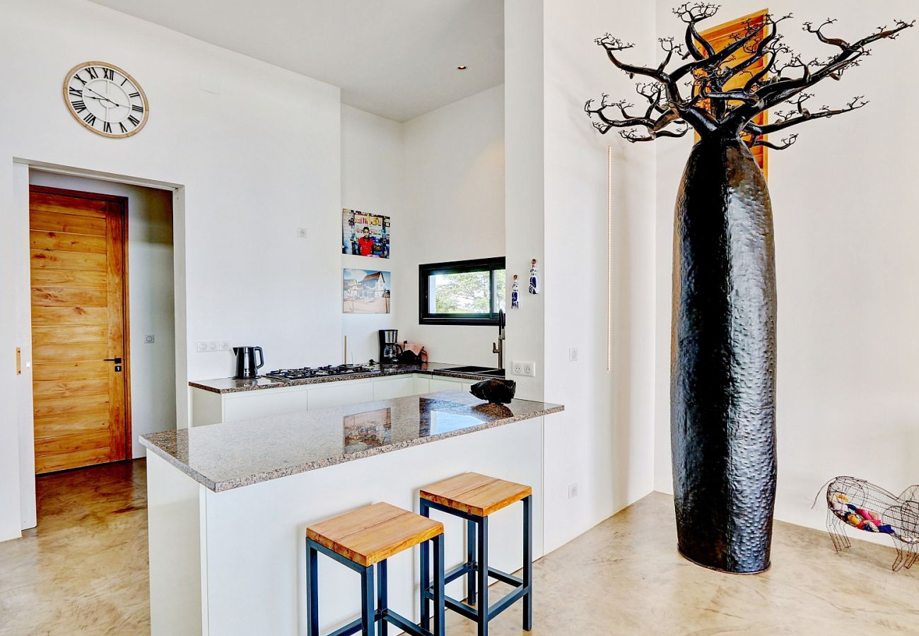 Villa in Hell-Ville - Villa Sambirano – 4 bedroom villa with pool and sea view – Nosy Be