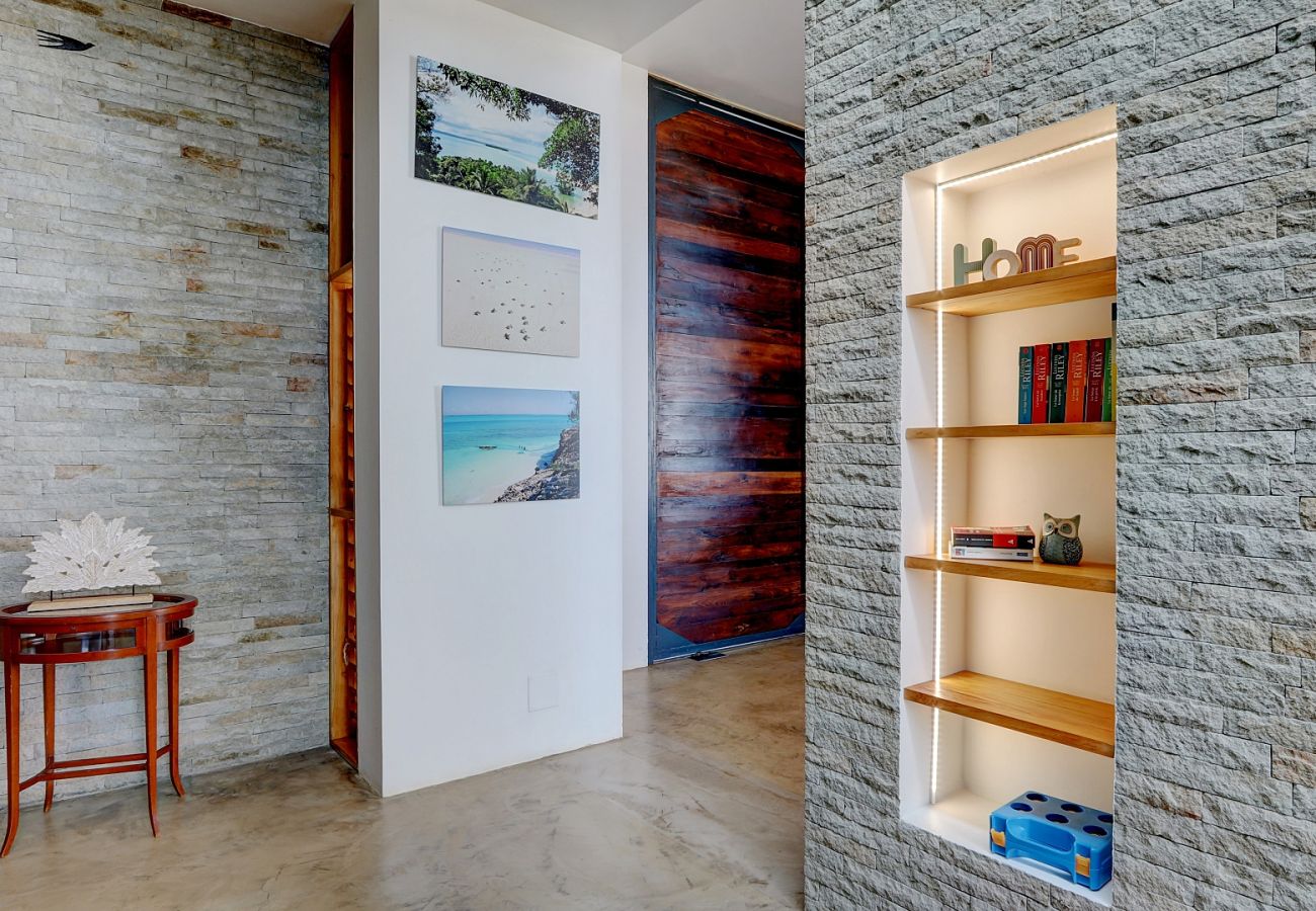 Villa in Hell-Ville - Villa Sambirano – 4 bedroom villa with pool and sea view – Nosy Be