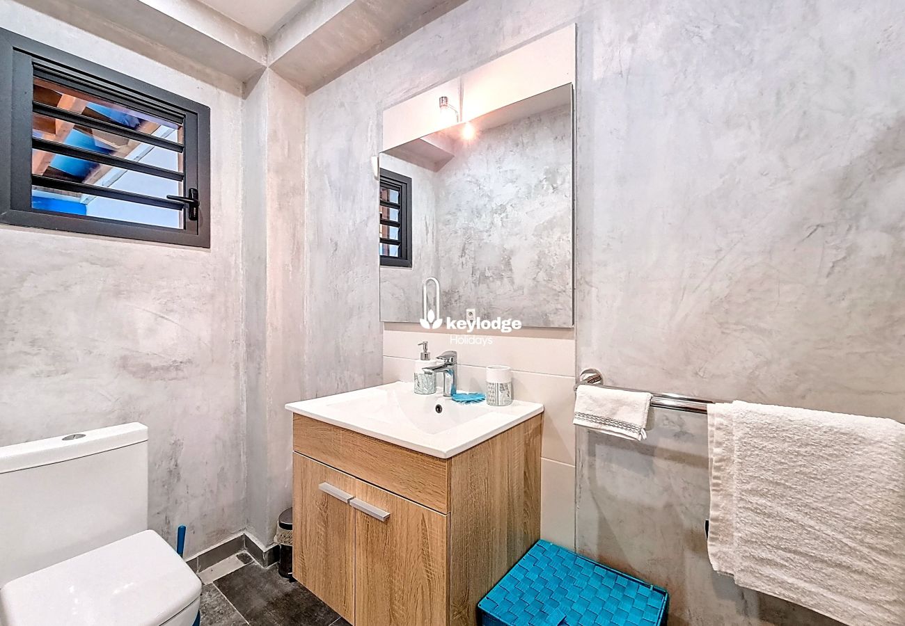 House in SAINTE-MARIE - Bleu des Ô - 66m² house with jacuzzi and sauna