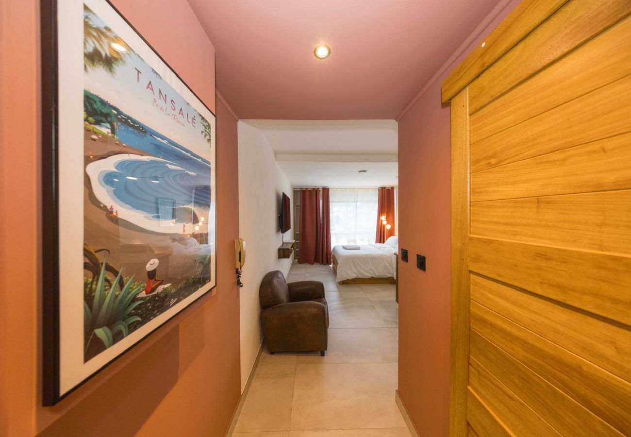 Studio in Saint-Denis - Juliette Signature Studio – 1-bedroom apartment of 25m² – Saint-Denis city center