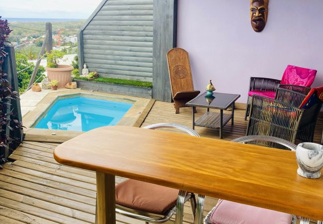 House in L'Étang-Salé - Vetibunga Bungalow –25m² with Jacuzzi – Etang-Salé