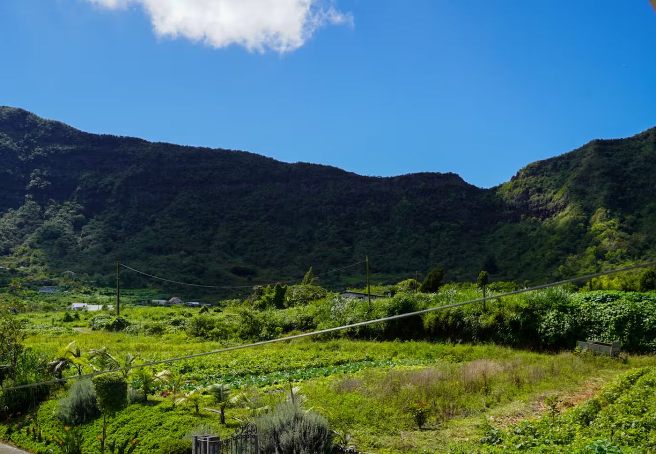 House in LA POSSESSION - Evasion-Dos D’ane*** – 4-bedroom villa with jacuzzi – La Possession