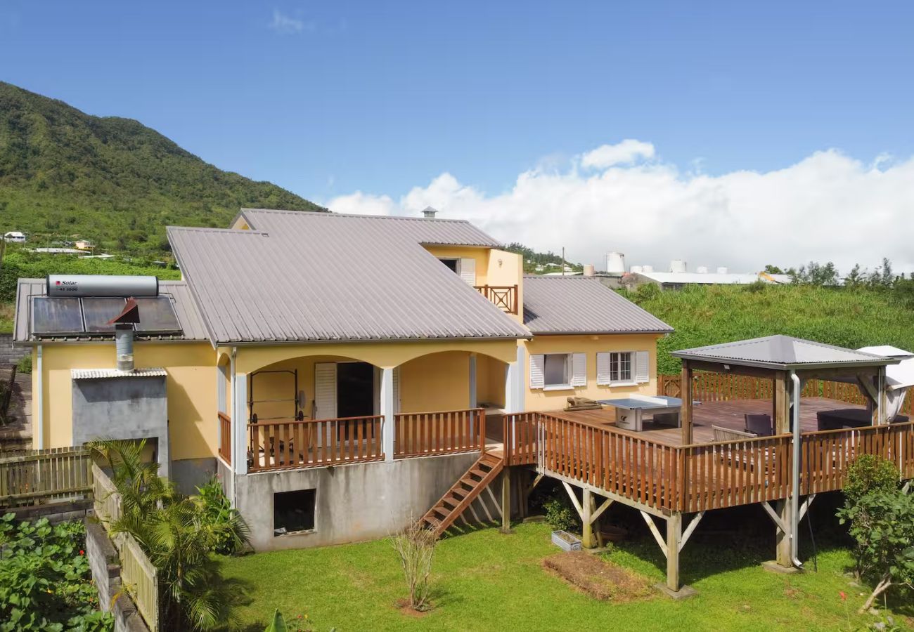 House in LA POSSESSION - Evasion-Dos D’ane*** – 4-bedroom villa with jacuzzi – La Possession