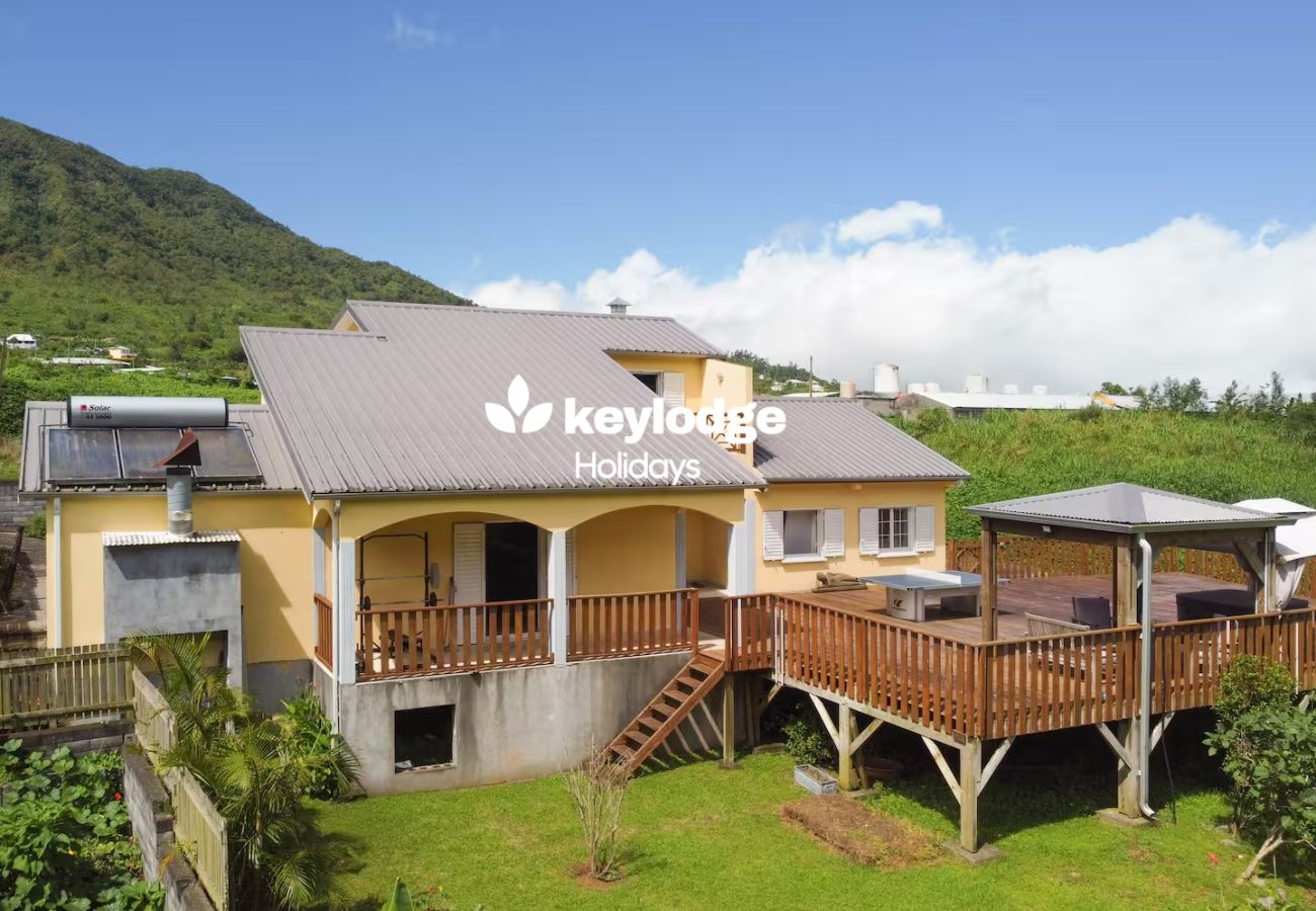 House in LA POSSESSION - Evasion-Dos D’ane*** – 4-bedroom Villa with jacuzzi – La Possession