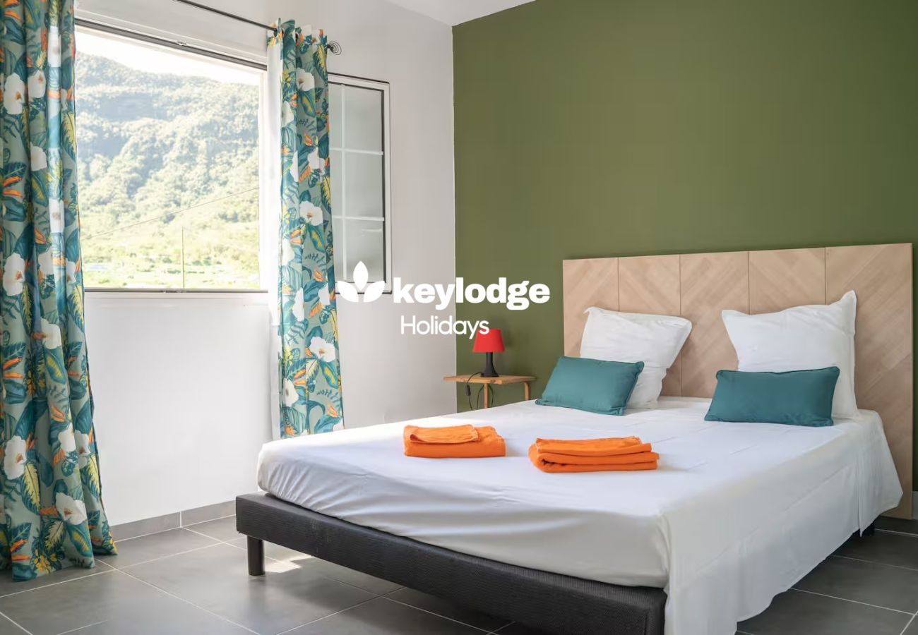 House in LA POSSESSION - Evasion-Dos D’ane*** – 4-bedroom Villa with jacuzzi – La Possession