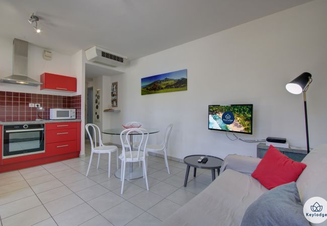 Appartement à Saint Pierre - T2 - Ti Patio*** - 38 m2 - Front de Mer - Saint-Pierre    Appartement à Saint Pierre - T2 - Ti Patio*** - 38 m2 - Front de Mer - Saint-Pierre