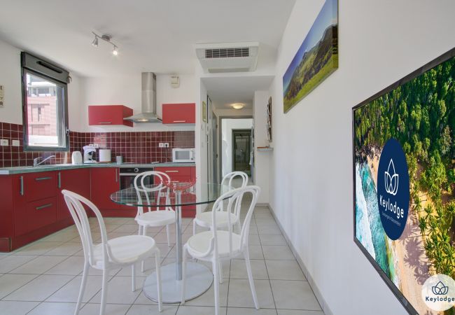Appartement à Saint Pierre - T2 - Ti Patio*** - 38 m2 - Front de Mer - Saint-Pierre    Appartement à Saint Pierre - T2 - Ti Patio*** - 38 m2 - Front de Mer - Saint-Pierre