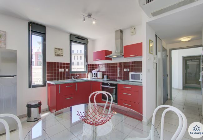 Appartement à Saint Pierre - T2 - Ti Patio*** - 38 m2 - Front de Mer - Saint-Pierre    Appartement à Saint Pierre - T2 - Ti Patio*** - 38 m2 - Front de Mer - Saint-Pierre