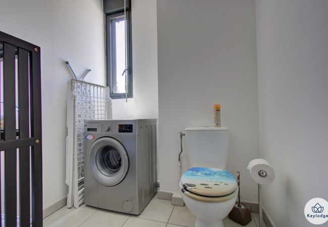Appartement à Saint Pierre - T2 - Ti Patio*** - 38 m2 - Front de Mer - Saint-Pierre    Appartement à Saint Pierre - T2 - Ti Patio*** - 38 m2 - Front de Mer - Saint-Pierre