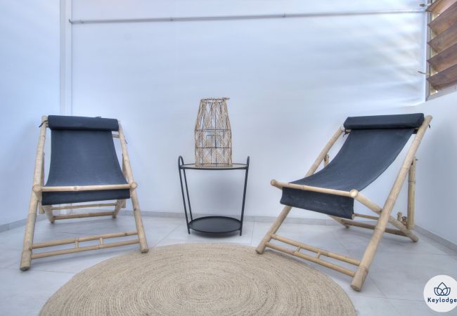 Appartement à Saint-Gilles les Bains - Duplex T2 - Petit Duc - 44 m2 – terrasse - St-Gilles les Bains Appartement à Saint-Gilles les Bains - Duplex T2 - Petit Duc - 44 m2 – terrasse - St-Gilles les Bains