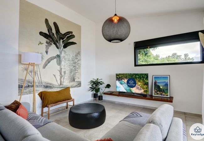 Maison à Saint-Leu - Villa Paloma 4****- 140 m2 - Piscine - Vue exceptionnelle sur l'océan - Saint Leu Maison à Saint-Leu - Villa Paloma 4****- 140 m2 - Piscine - Vue exceptionnelle sur l'océan - Saint Leu