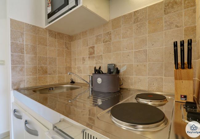 Studio à Saint Denis - T1 – Le Rive Gauche** –23 m2 – Proche centre Saint-Denis Studio à Saint Denis - T1 – Le Rive Gauche** –23 m2 – Proche centre Saint-Denis