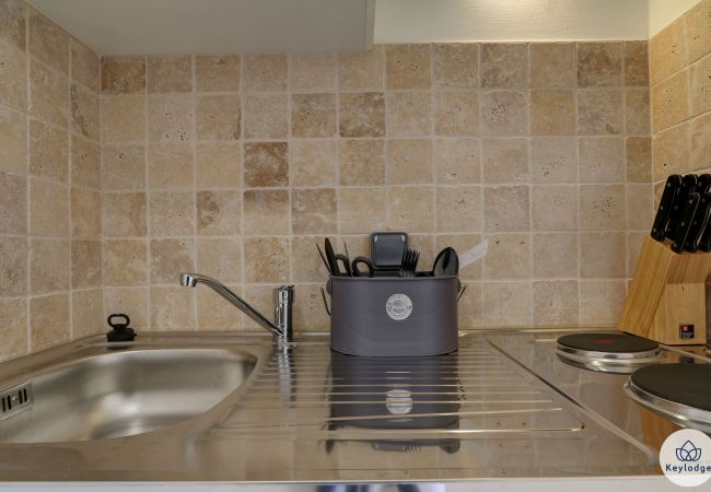 Studio à Saint Denis - T1 – Le Rive Gauche** –23 m2 – Proche centre Saint-Denis Studio à Saint Denis - T1 – Le Rive Gauche** –23 m2 – Proche centre Saint-Denis