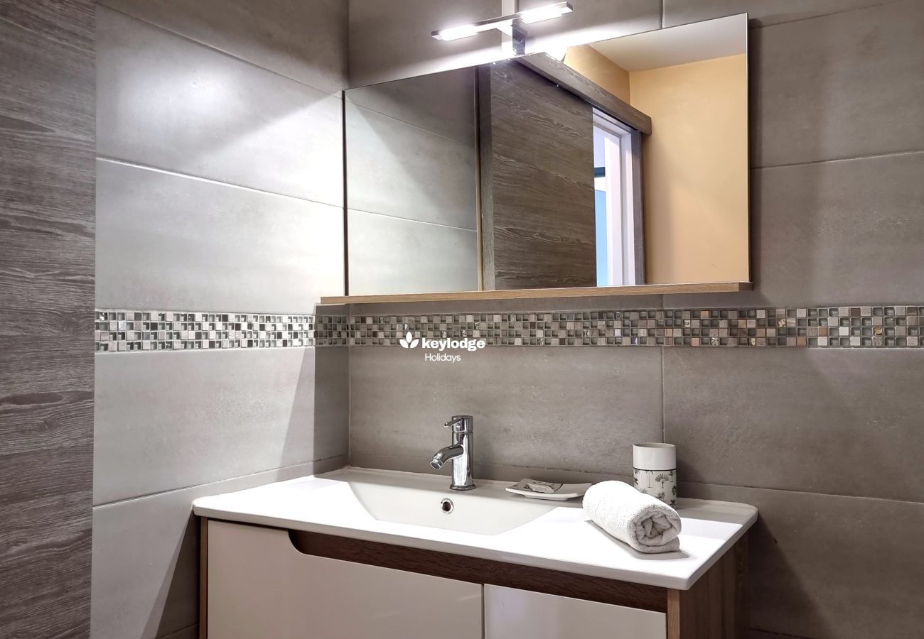 Appartement à Saint-Gilles les Bains - T4 Duplex – La Goélette** – Saint-Gilles centre