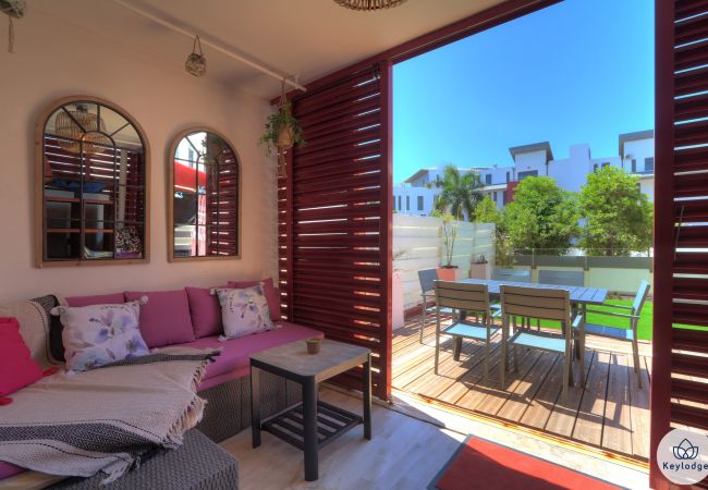 Appartement à Saint Pierre - T2 – Ti Patio II**** – Centre-ville de Saint-Pierre Appartement à Saint Pierre - T2 – Ti Patio II**** – Centre-ville de Saint-Pierre