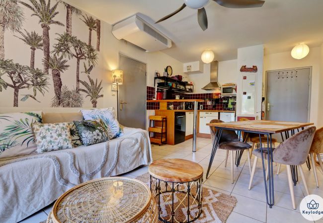 Appartement à Saint Pierre - T2 – Ti Patio II**** – Centre-ville de Saint-Pierre Appartement à Saint Pierre - T2 – Ti Patio II**** – Centre-ville de Saint-Pierre