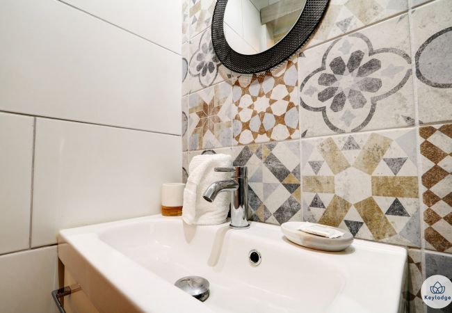 Studio à Saint-Gilles les Bains - T1 – Ti Bringelle*** – La Saline-les-Bains Studio à Saint-Gilles les Bains - T1 – Ti Bringelle*** – La Saline-les-Bains
