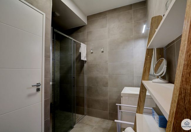 Appartement à Saint-Gilles les Bains - Le Alyssa - T3 – 50 m2 – Ermitage Les Bains Appartement à Saint-Gilles les Bains - Le Alyssa - T3 – 50 m2 – Ermitage Les Bains