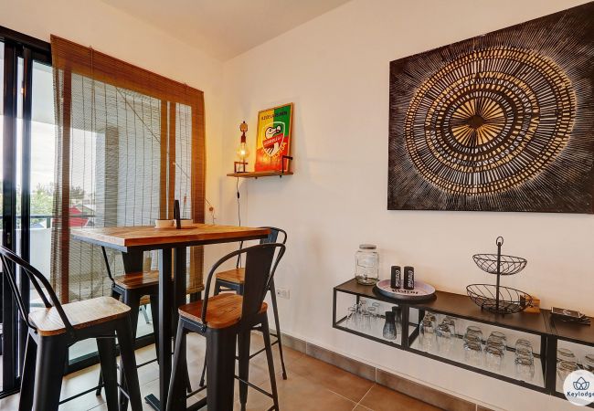 Appartement à Saint-Gilles les Bains - Le Alyssa - T3 – 50 m2 – Ermitage Les Bains Appartement à Saint-Gilles les Bains - Le Alyssa - T3 – 50 m2 – Ermitage Les Bains