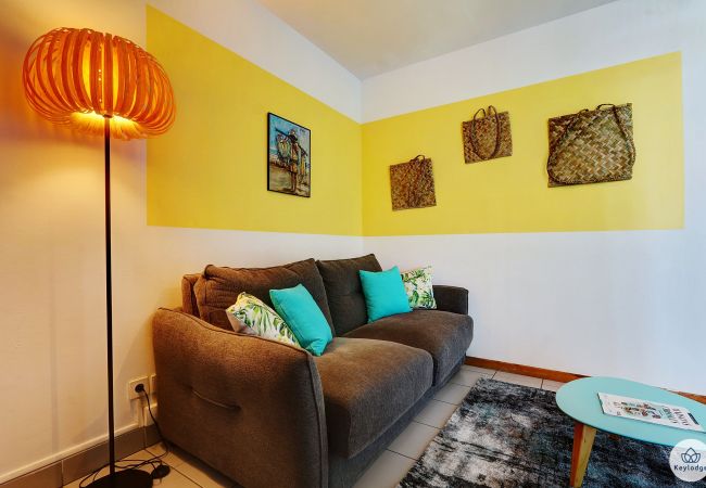 Appartement à Sainte-Clotilde - T2 – Les 3 Bertels** - Vue mer -  Sainte-Clotilde  Appartement à Sainte-Clotilde - T2 – Les 3 Bertels** - Vue mer -  Sainte-Clotilde