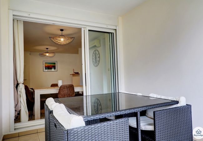 Appartement à Saint Denis - T2 – La Corbeilloise – Proche du centre de Saint-Denis Appartement à Saint Denis - T2 – La Corbeilloise – Proche du centre de Saint-Denis