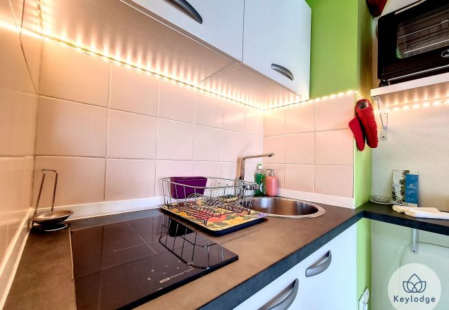 Studio à Saint-Gilles les Bains - Studio Cumin – 30 m2 – Saint-Gilles-les Bains Studio à Saint-Gilles les Bains - Studio Cumin – 30 m2 – Saint-Gilles-les Bains