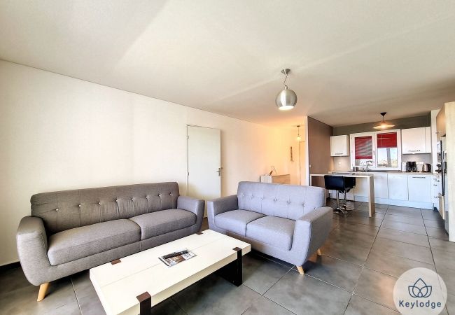 Appartement à Saint Denis -  T3 Bô'Pi - 79m² - Saint-Denis proche du CHU Appartement à Saint Denis -  T3 Bô'Pi - 79m² - Saint-Denis proche du CHU