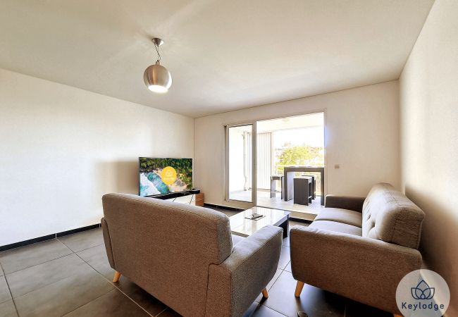 Appartement à Saint Denis -  T3 Bô'Pi - 79m² - Saint-Denis proche du CHU Appartement à Saint Denis -  T3 Bô'Pi - 79m² - Saint-Denis proche du CHU