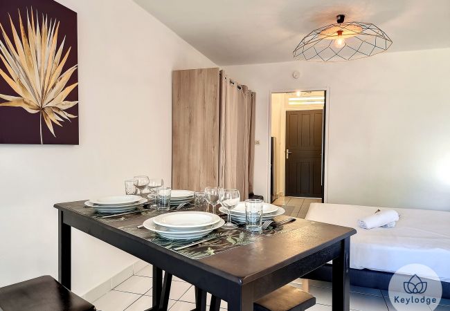 Studio à Saint-Gilles les Bains - Nice Days*** – 32 m² – Boucan canot Studio à Saint-Gilles les Bains - Nice Days*** – 32 m² – Boucan canot