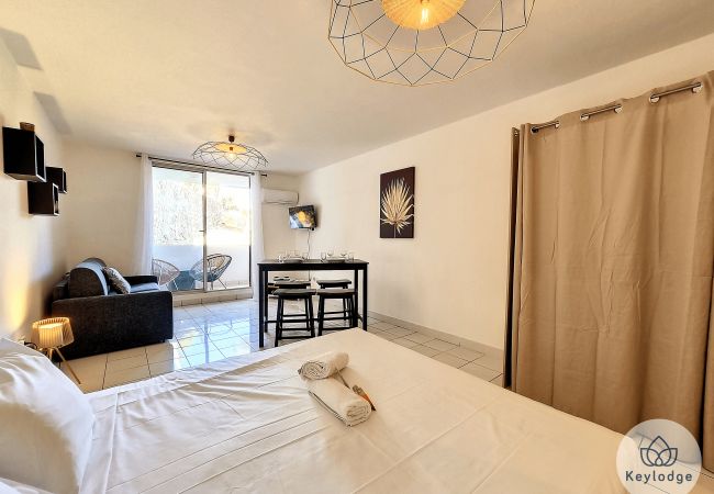 Studio à Saint-Gilles les Bains - Nice Days*** – 32 m² – Boucan canot Studio à Saint-Gilles les Bains - Nice Days*** – 32 m² – Boucan canot