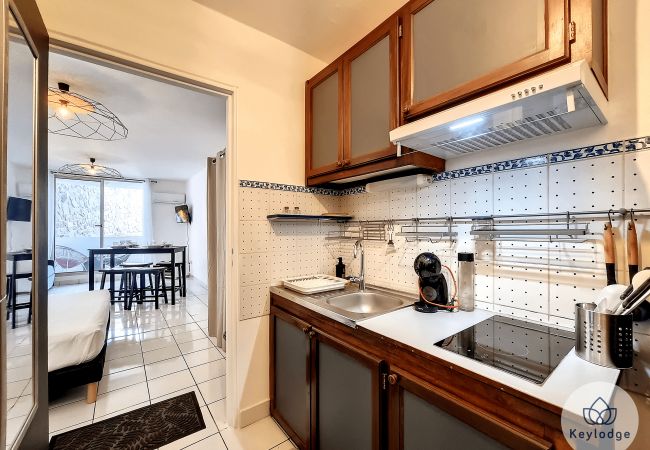 Studio à Saint-Gilles les Bains - Nice Days*** – 32 m² – Boucan canot Studio à Saint-Gilles les Bains - Nice Days*** – 32 m² – Boucan canot