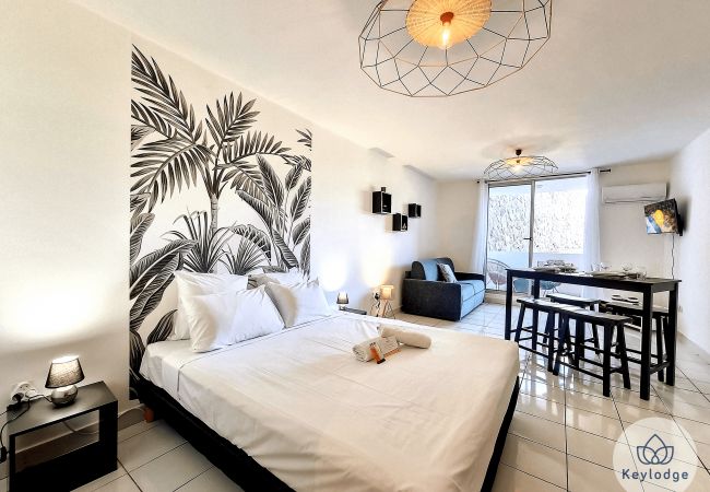 Studio à Saint-Gilles les Bains - Nice Days*** – 32 m² – Boucan canot Studio à Saint-Gilles les Bains - Nice Days*** – 32 m² – Boucan canot