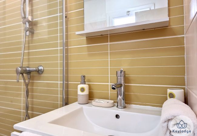 Studio à Saint Denis - Studio bis – Manoa**- 25 m² - Saint-Denis Studio à Saint Denis - Studio bis – Manoa**- 25 m² - Saint-Denis