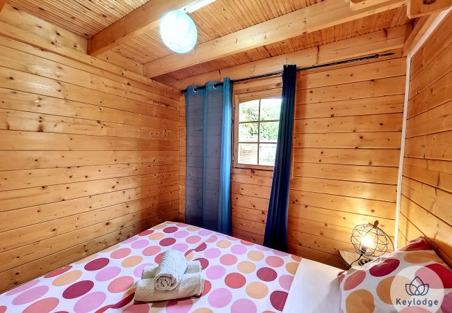 Bungalow à SAINT-LOUIS - Jardin de Montplaisir - Joli Coeur – Bungalow 25m² avec jacuzzi et vue sur la montagne – Saint-Louis Bungalow à SAINT-LOUIS - Jardin de Montplaisir - Joli Coeur – Bungalow 25m² avec jacuzzi et vue sur la montagne – Saint-Louis