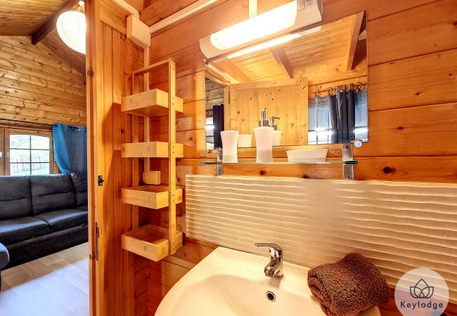 Bungalow à SAINT-LOUIS - Jardin de Montplaisir - Joli Coeur – Bungalow 25m² avec jacuzzi et vue sur la montagne – Saint-Louis Bungalow à SAINT-LOUIS - Jardin de Montplaisir - Joli Coeur – Bungalow 25m² avec jacuzzi et vue sur la montagne – Saint-Louis