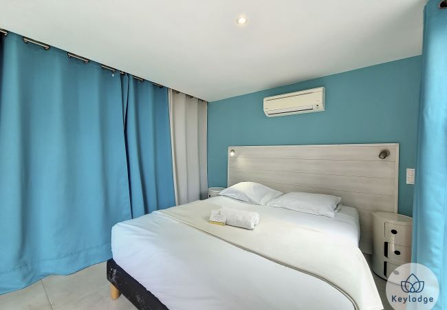Studio à LES AVIRONS - Balcons du Sud, Aybowan –T1 bis avec bassin détente commun – Les Avirons Studio à LES AVIRONS - Balcons du Sud, Aybowan –T1 bis avec bassin détente commun – Les Avirons