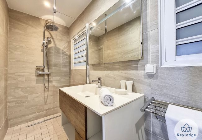 Studio à LES AVIRONS - Balcons du Sud, Le Cardinal –T1 bis 35m² avec bassin détente commun – Les Avirons Studio à LES AVIRONS - Balcons du Sud, Le Cardinal –T1 bis 35m² avec bassin détente commun – Les Avirons