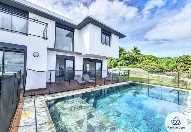 Maison à Saint-Paul - Villa One - 127 m² avec piscine – Saint-Paul Maison à Saint-Paul - Villa One - 127 m² avec piscine – Saint-Paul