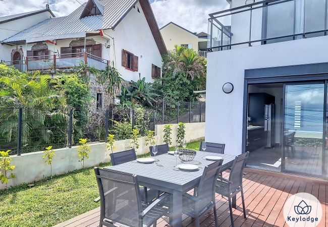 Maison à Saint-Paul - Villa One - 127 m² avec piscine – Saint-Paul Maison à Saint-Paul - Villa One - 127 m² avec piscine – Saint-Paul