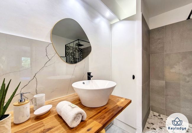 Appartement à Sainte-Clotilde - T2 – Valériane*** - 45 m² - Sainte-Clotilde Appartement à Sainte-Clotilde - T2 – Valériane*** - 45 m² - Sainte-Clotilde