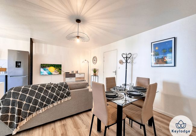 Appartement à Sainte-Clotilde - T2 – Valériane*** - 45 m² - Sainte-Clotilde Appartement à Sainte-Clotilde - T2 – Valériane*** - 45 m² - Sainte-Clotilde