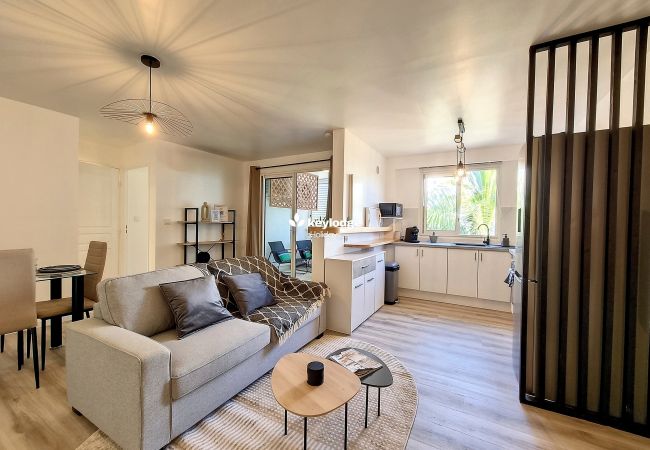 Appartement à Sainte-Clotilde - T2 – Valériane*** - 45 m² - Sainte-Clotilde Appartement à Sainte-Clotilde - T2 – Valériane*** - 45 m² - Sainte-Clotilde