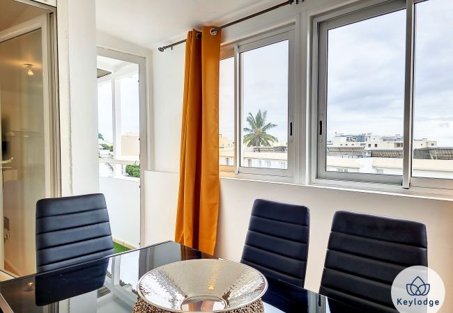 Appartement à Saint Denis - T2 – Louise - 50 m² - Près du centre-ville de Saint-Denis Appartement à Saint Denis - T2 – Louise - 50 m² - Près du centre-ville de Saint-Denis